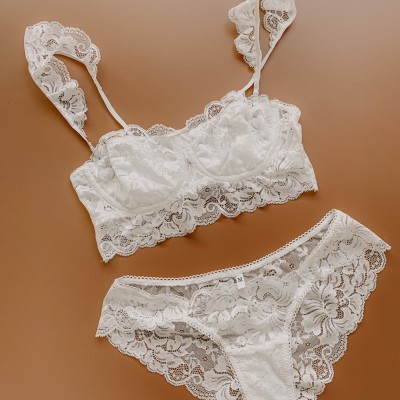 Set bra gọng trắng bản hoa to 